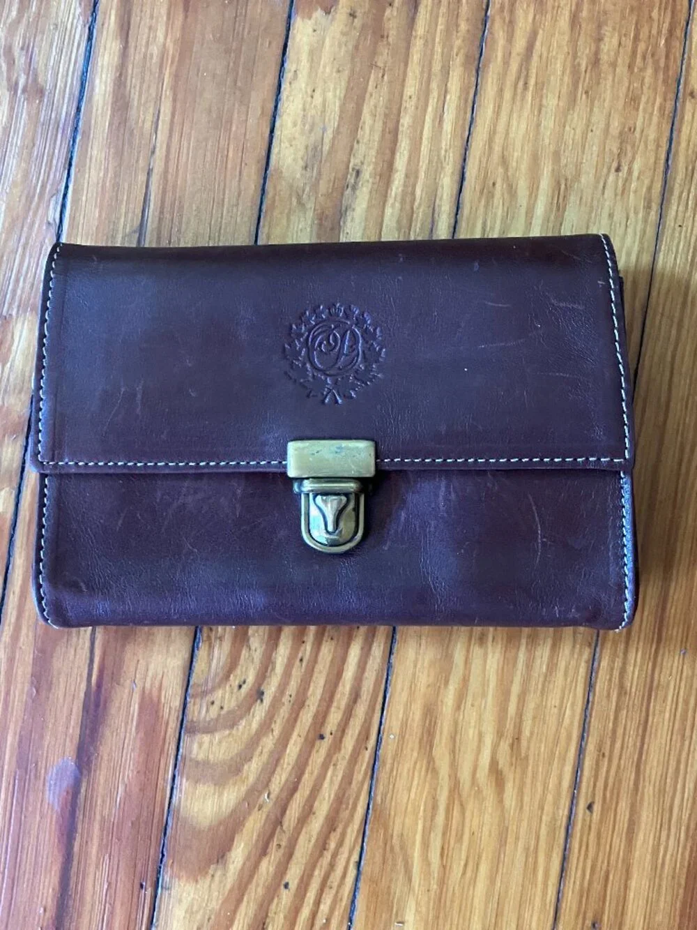 Vintage Roots x Canadian Pacific Leather Passport Wallet - Made in Canada